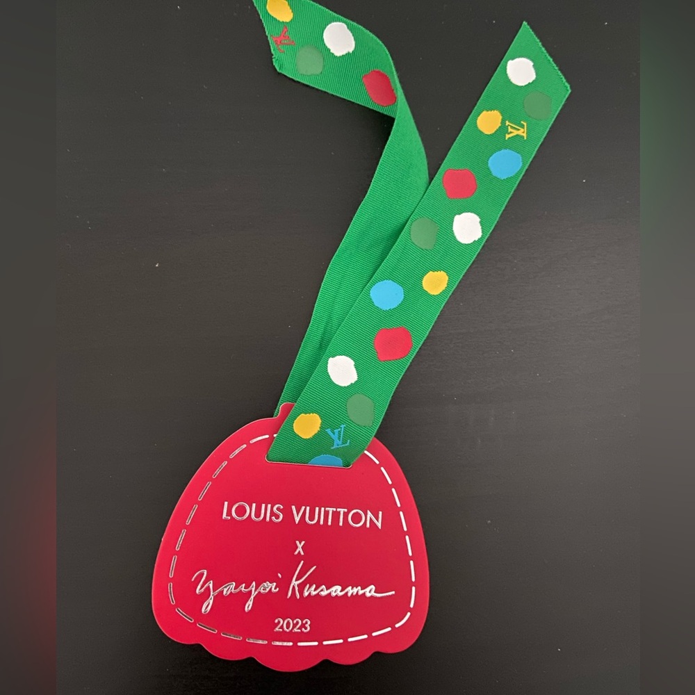Louis Vuitton Yayoi Kusama Gift Tag